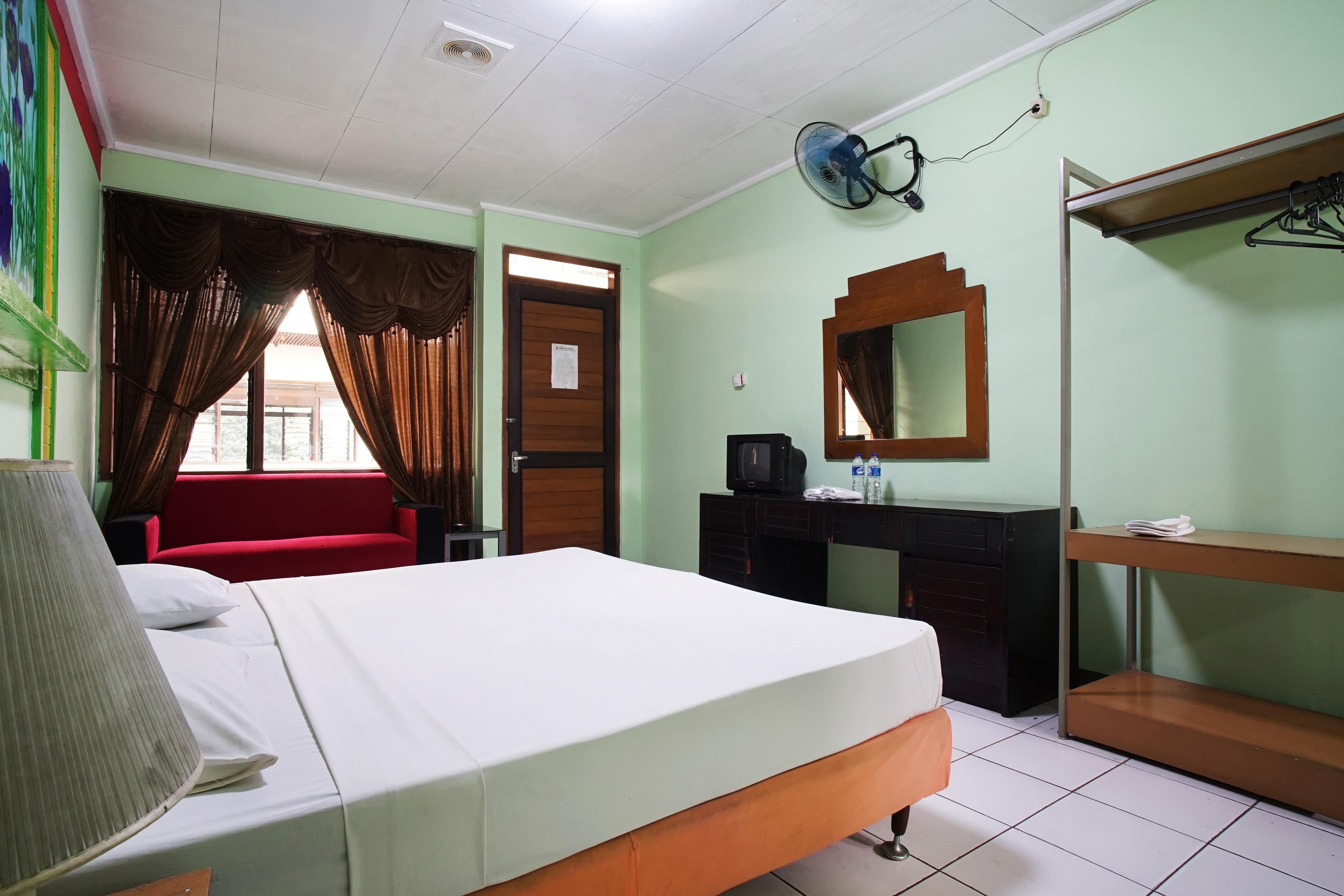 Hotel Bandung Permai Kültér fotó
